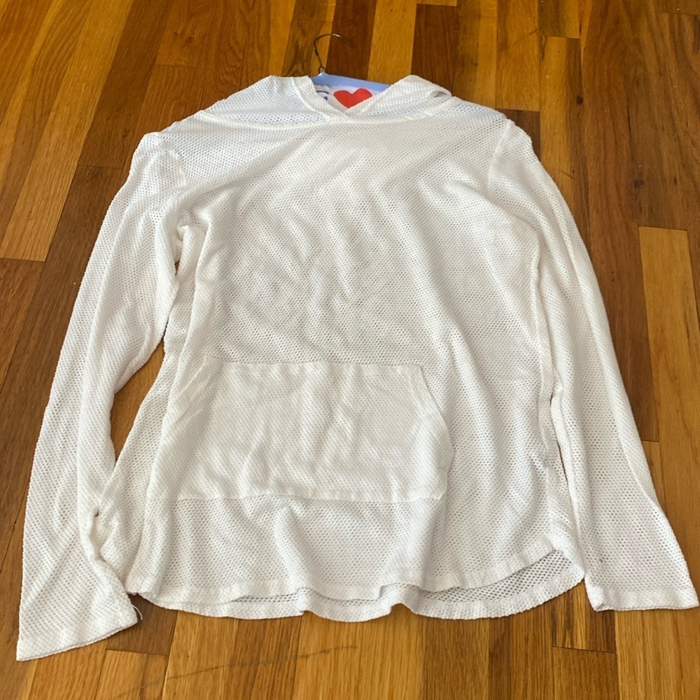 Allen Allen Women’s White Hoodie Size M
